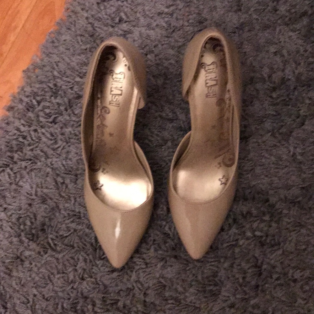 Brash cream heels